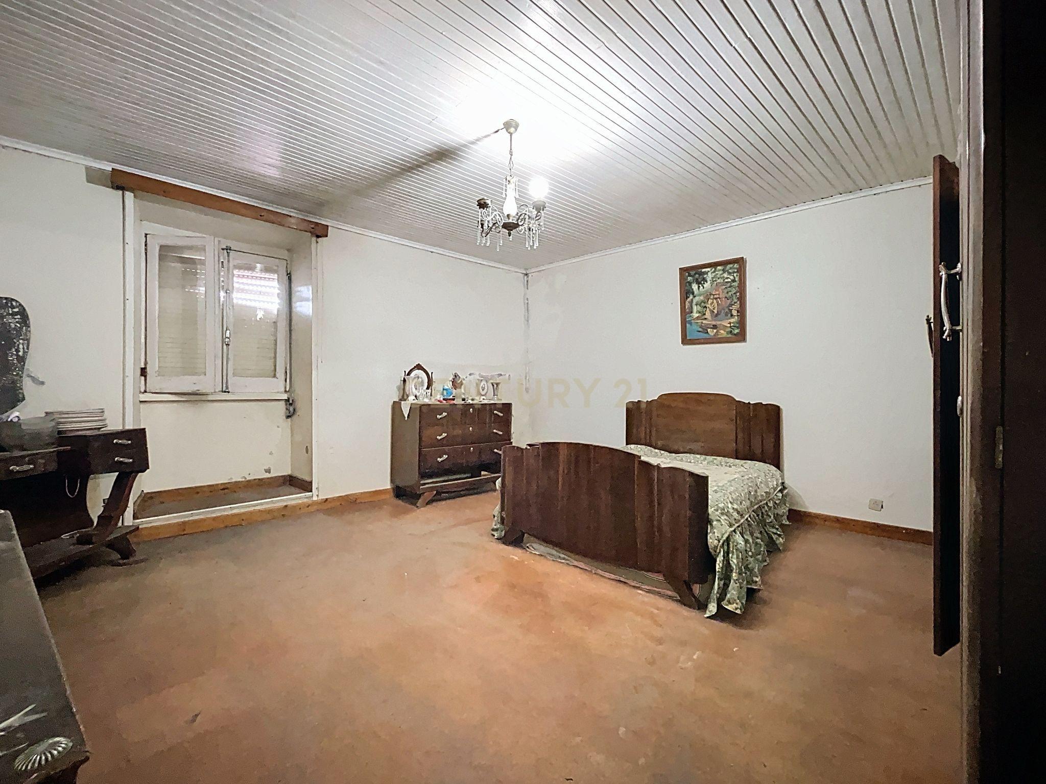 Casa para Recuperação com 3 Quartos a 150.000€ - Image 12