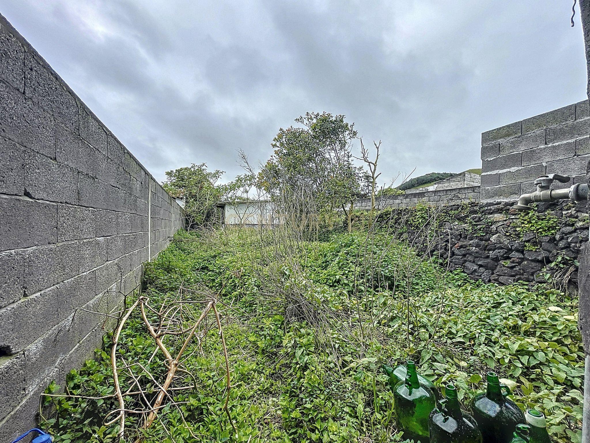 Casa para Recuperação com 3 Quartos a 150.000€ - Image 19