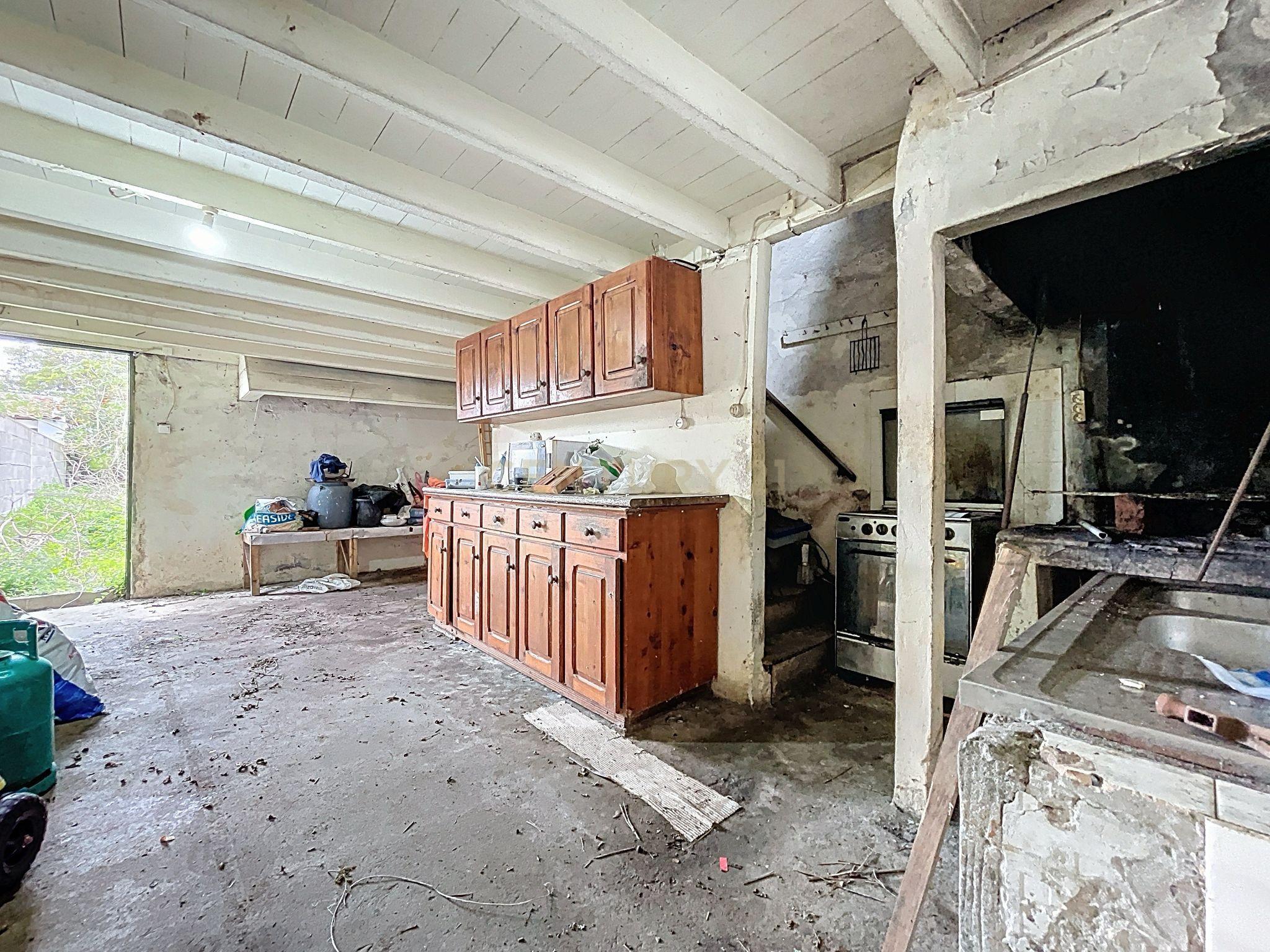 Casa para Recuperação com 3 Quartos a 150.000€ - Image 16
