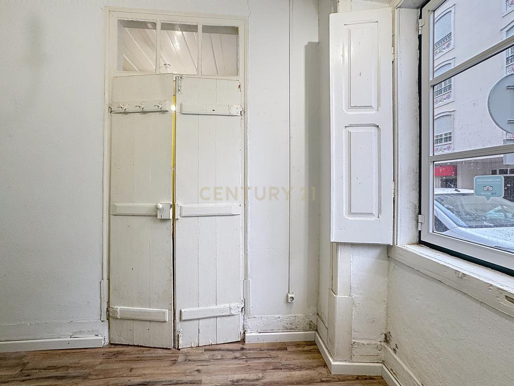 Loja Comercial em Zona Central de Alcobaça – 50 m² - Image 9