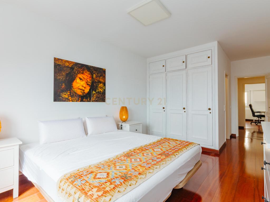 Apartamento T3 com Vista Mar e Piscina, em Cascais - Image 10