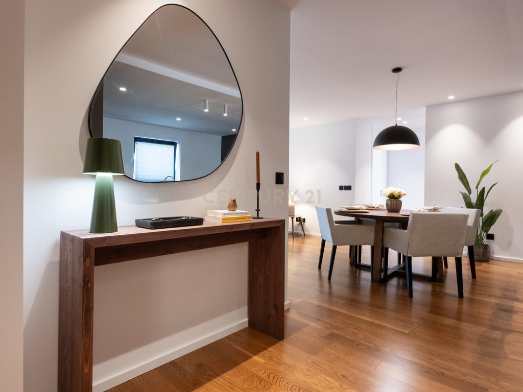 Apartamento T2 Funchal - Escolha certa entre viver ou investir! - Image 3