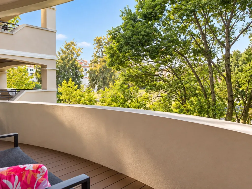 T4 com Piscina | Condomínio Privado PRATAGI | Segurança 24H | Alverca - Image 71