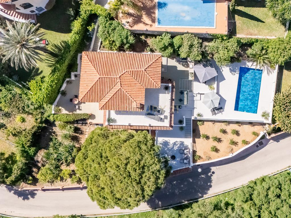 Moradia renovada com vista para o mar e perto da praia – Torreblanca, Fuengirola - Image 92
