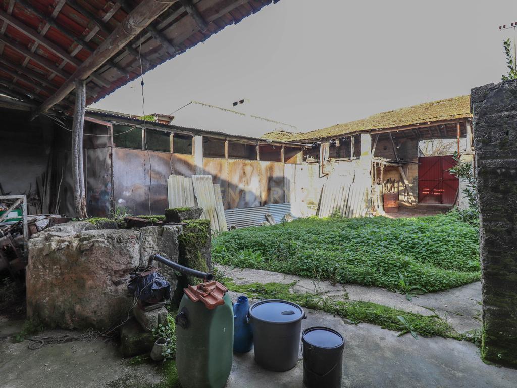Moradia Tradicional T2 com terreno para reabilitar no centro do Paião, Figueira da Foz - Image 14