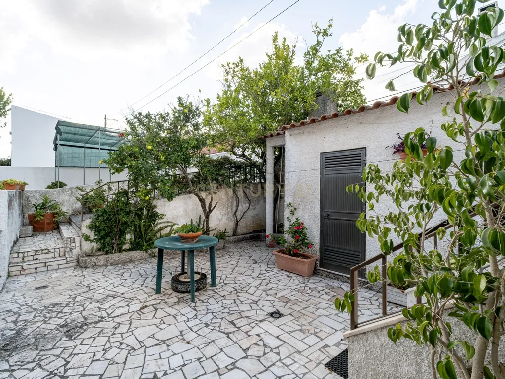 Há casas que se visitam… e há casas que se sentem. Esta é, sem dúvida, uma delas. - Image 37
