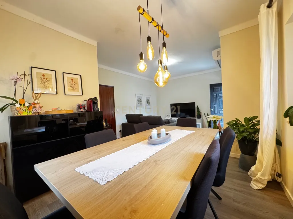 Moradia T3 Renovada em Fragoso - Image 4