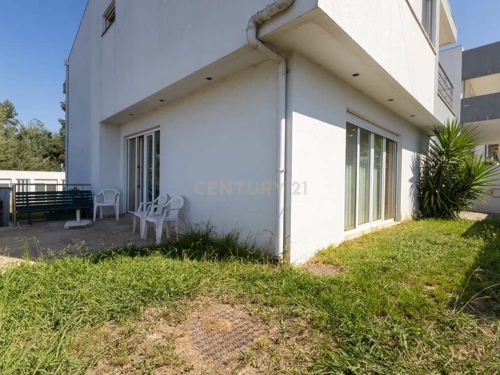 Moradia T3 de Excelência na Maia| 398 m² | 3 Suítes | Garagem para várias Viaturas - Image 37