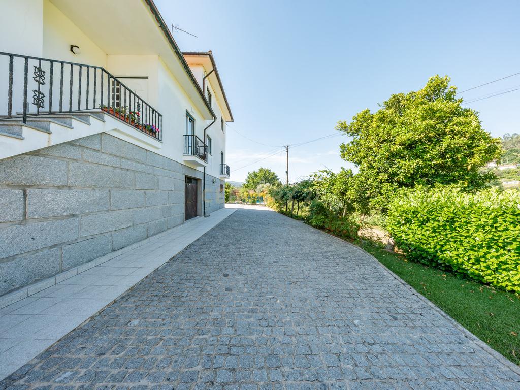 Casa T4 com Vista Panorâmica em Arcos de Valdevez - Image 7
