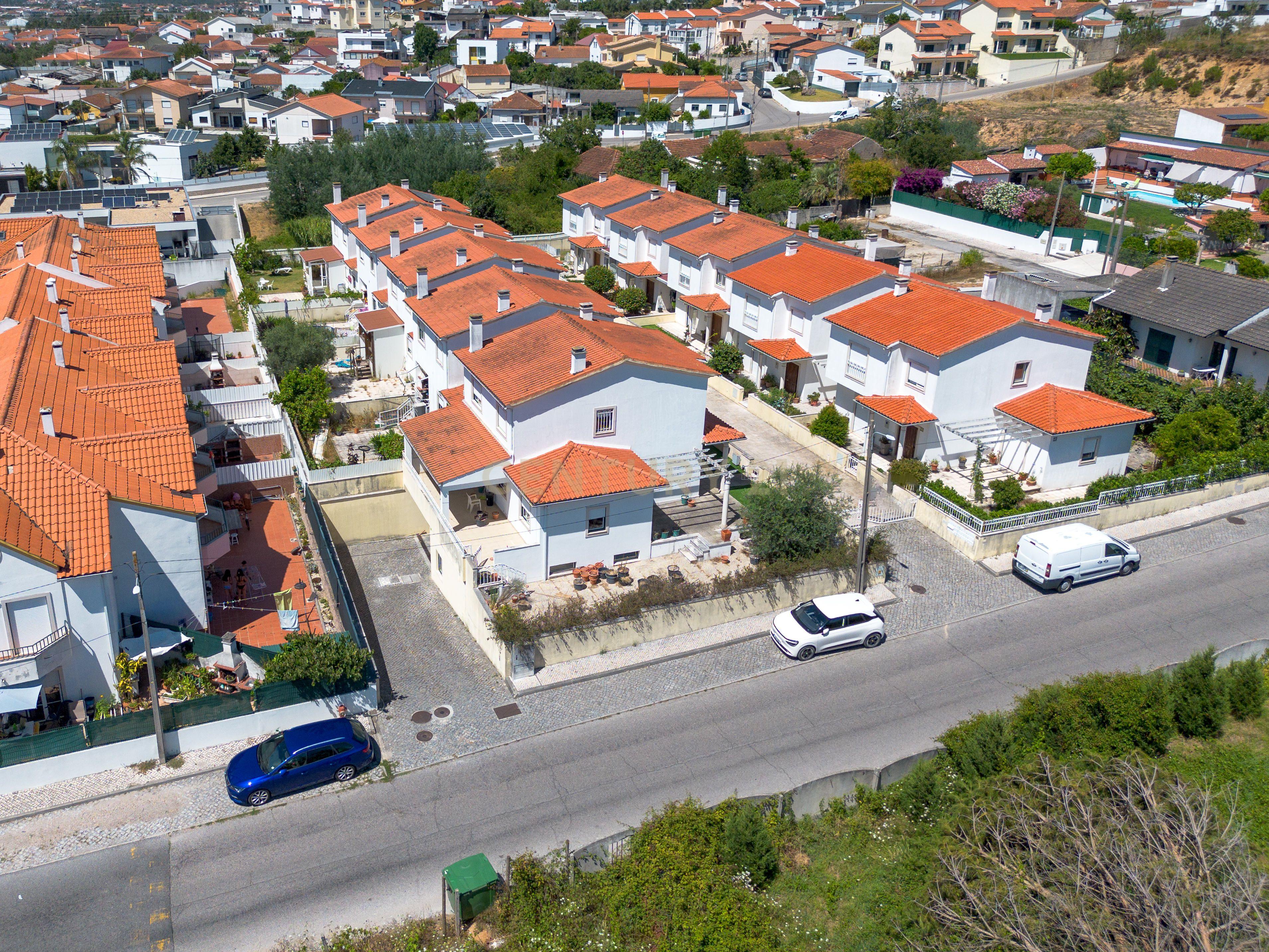 Fotografia 10 de Moradia T3+1 em Condomínio Fechado | 229 m² | Outeiros da Gândara – Leiria