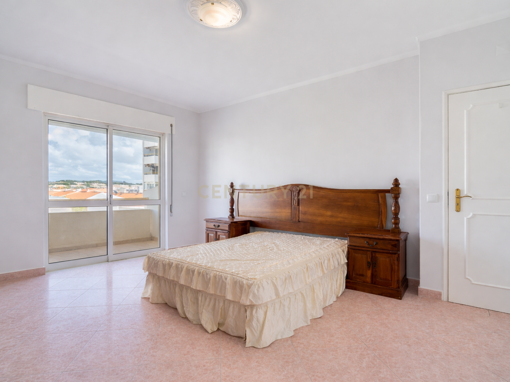 Apartamento T3 a 300m da Praia em Quarteira - Image 13