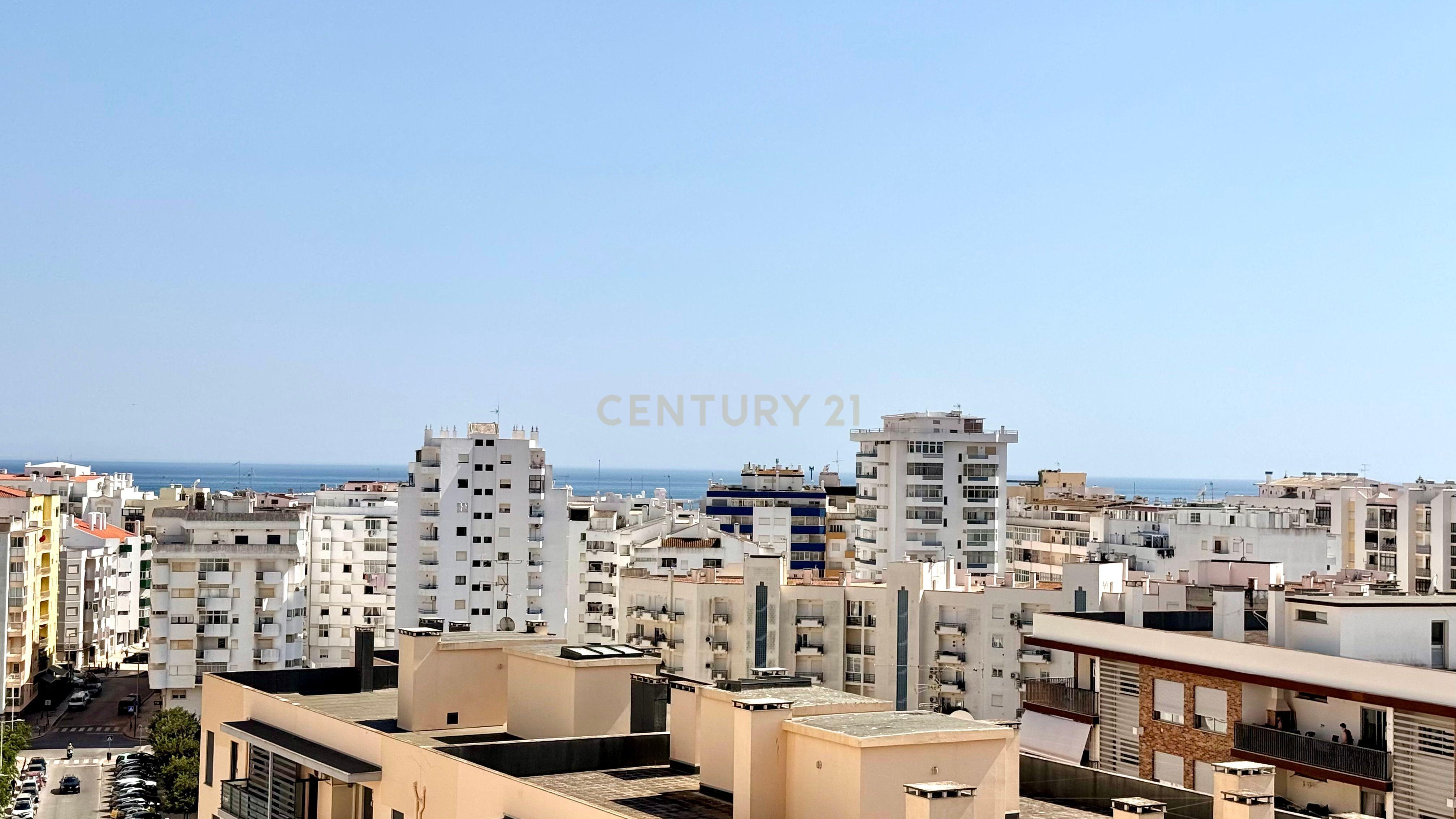 Fotografia 9 de Apartamento T2 renovado em Armação de Pêra a 500 metros da praia.