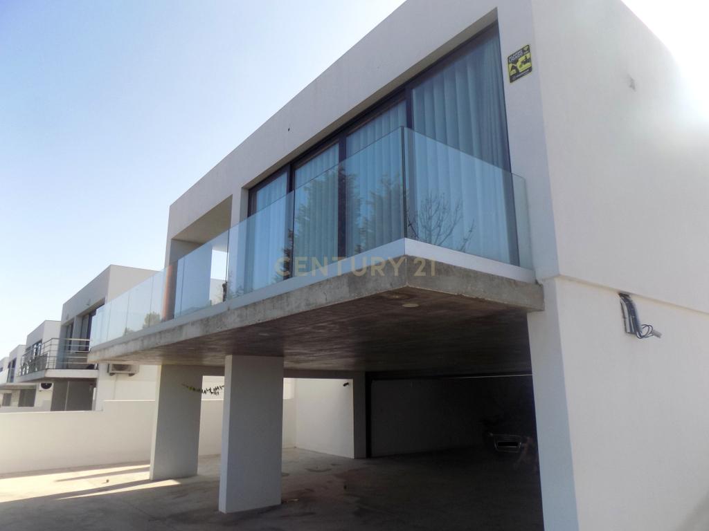 Fantástica  Moradia T3 em Torres Vedras com Jardim e Terraço - Image 28