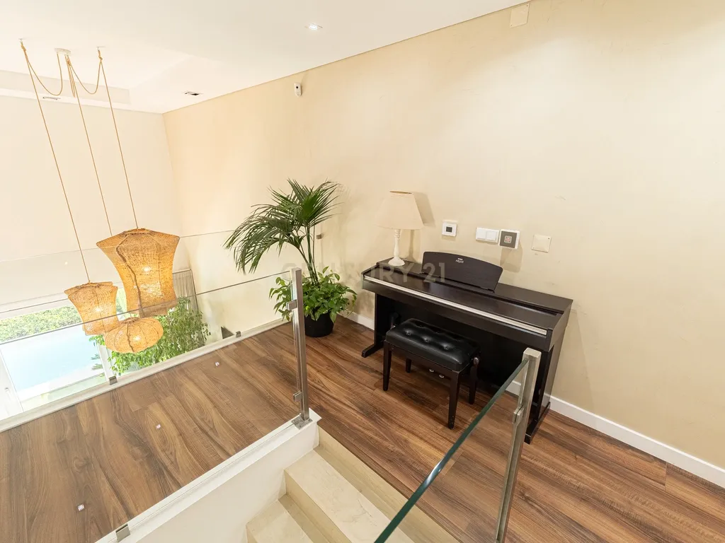 Moradia Geminada T4 em Carcavelos, Sassoeiros - Image 23