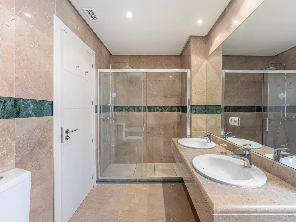 Magnífica habitação de luxo em VISTA REAL, Nueva Andalucía, Marbella! - Image 20