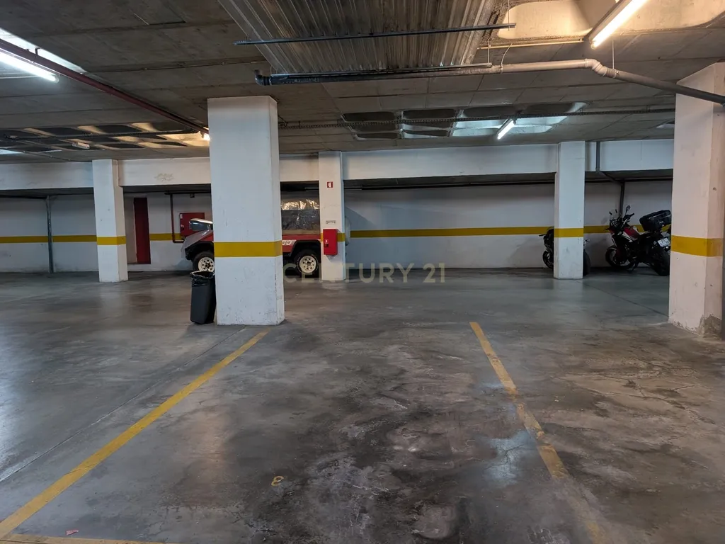 Lugar de garagem em Alfragide, Amadora - 19.900€ - Image 2
