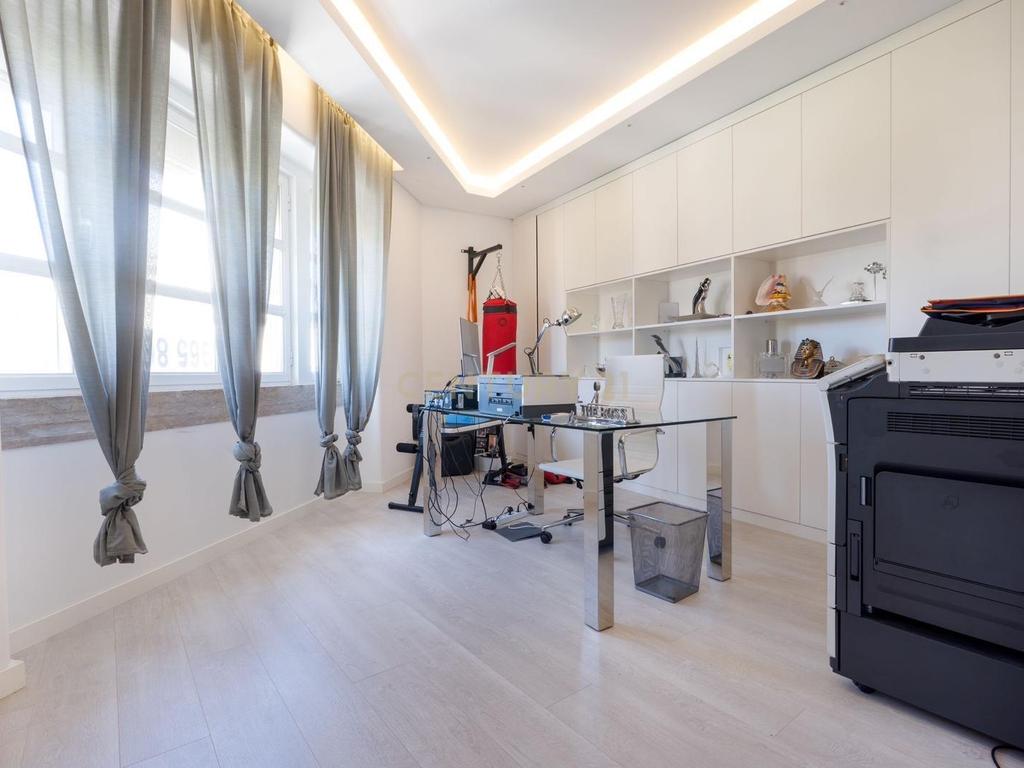 Apartamento T3 de Luxo no Coração de Lisboa - Alameda D. Afonso Henriques - Image 14