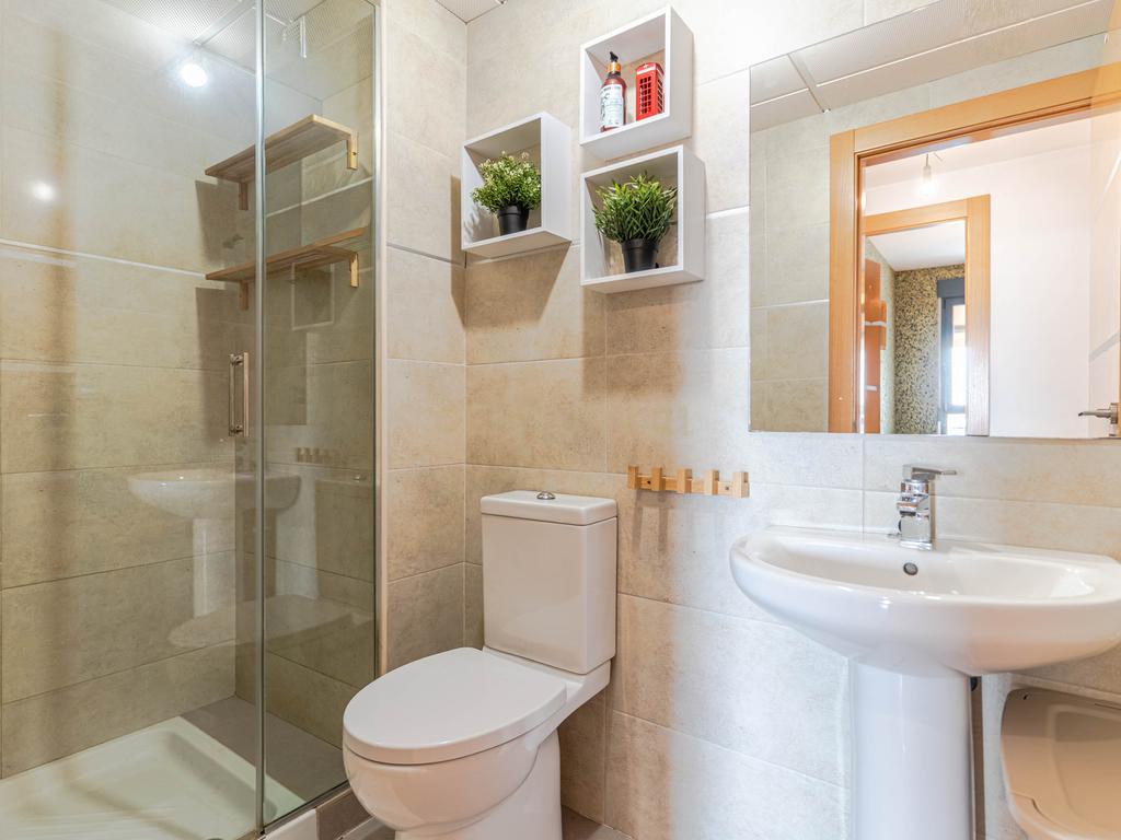 Apartamento T2 com Terraço em Granada, Andalucía - Image 22
