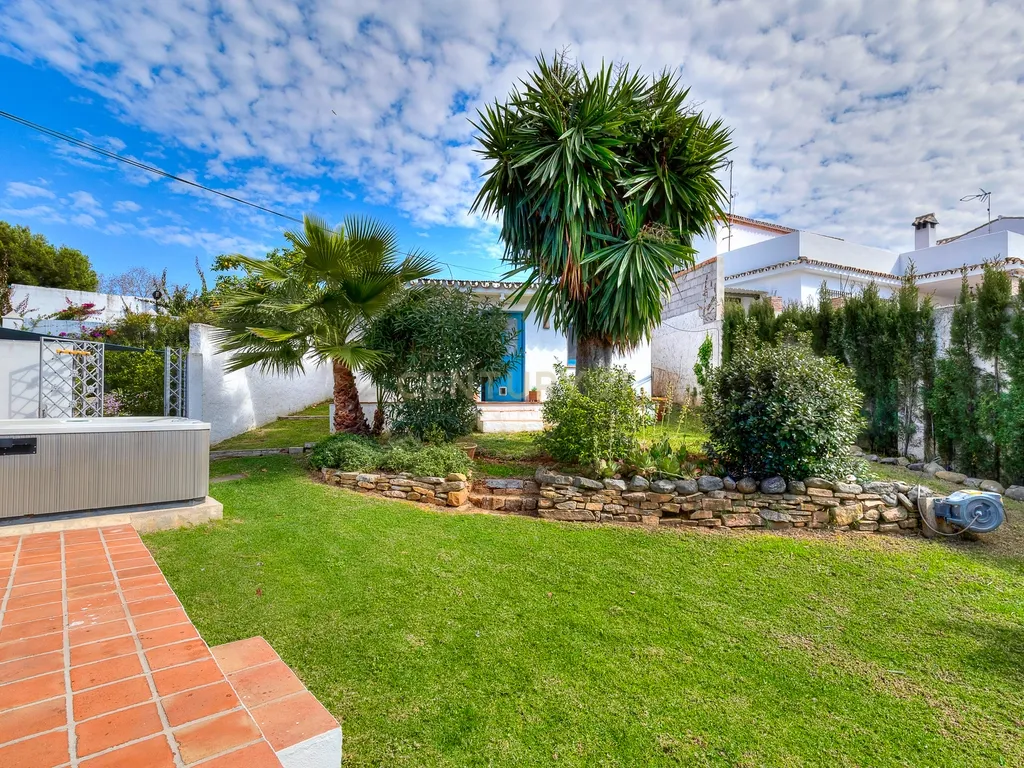 Impressionante moradia isolada com 5 quartos em San Pedro de Alcántara, Marbella - Image 40