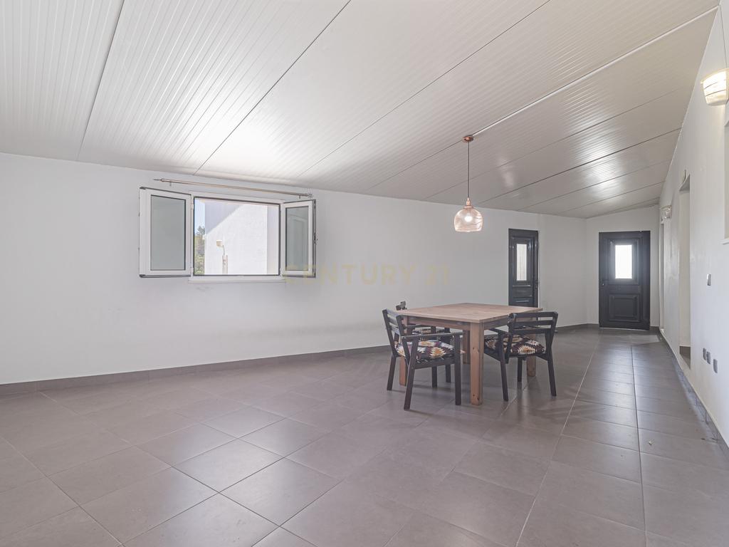 Moradia T4 em Vila Nova - Bucelas - Image 17