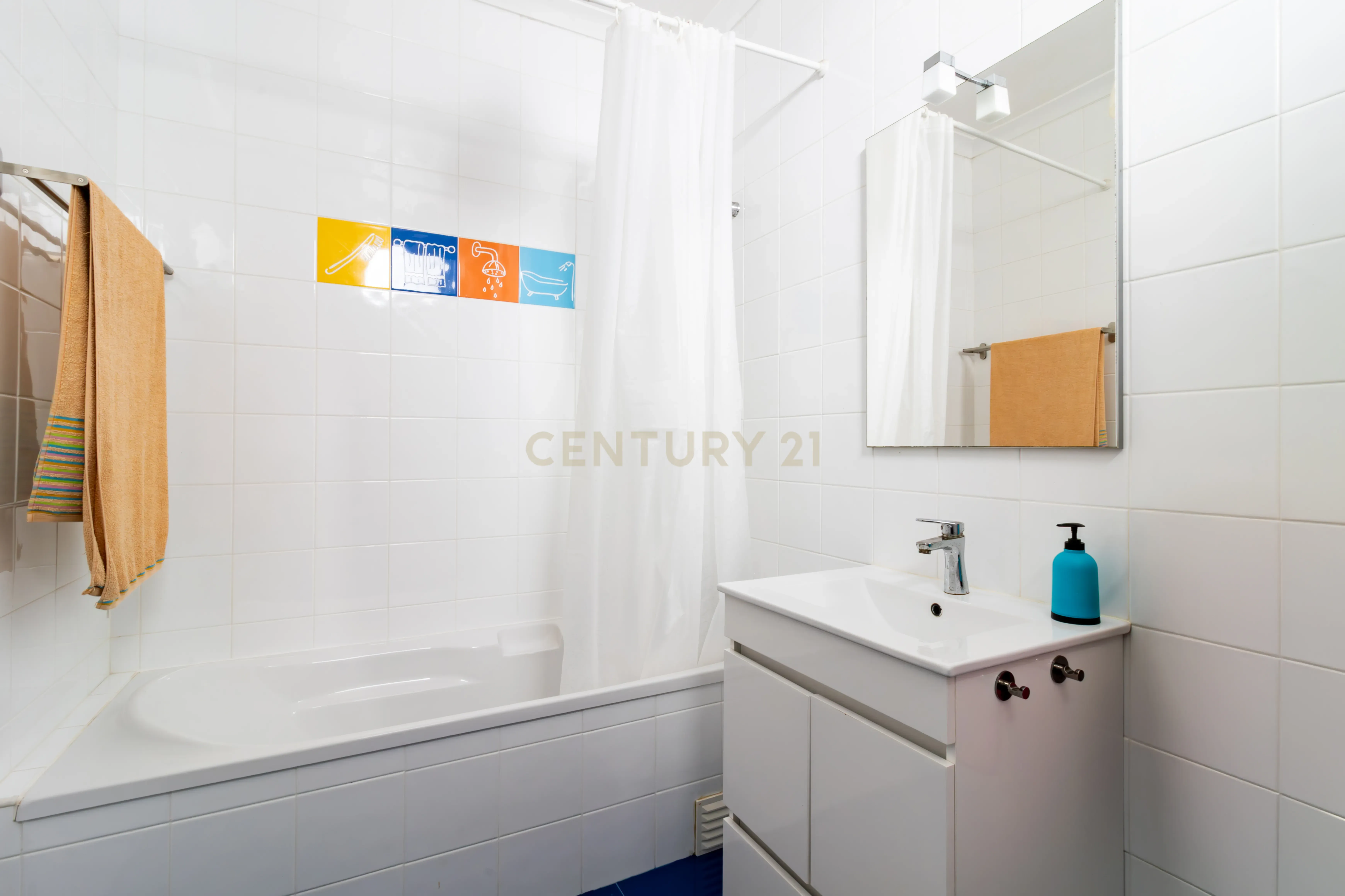 Moradia T5 em Alcobaça - Image 17