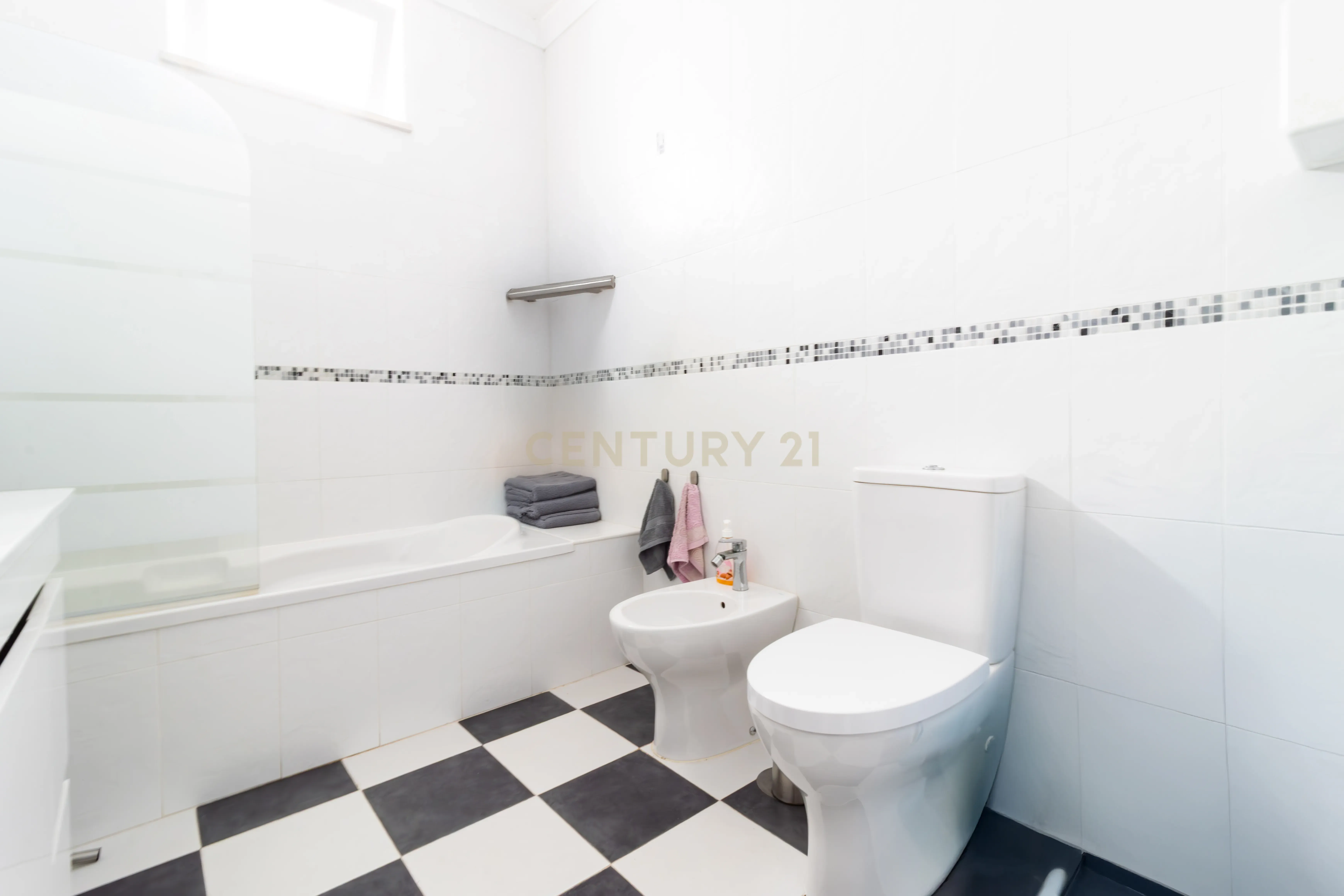 Moradia T5 em Alcobaça - Image 25
