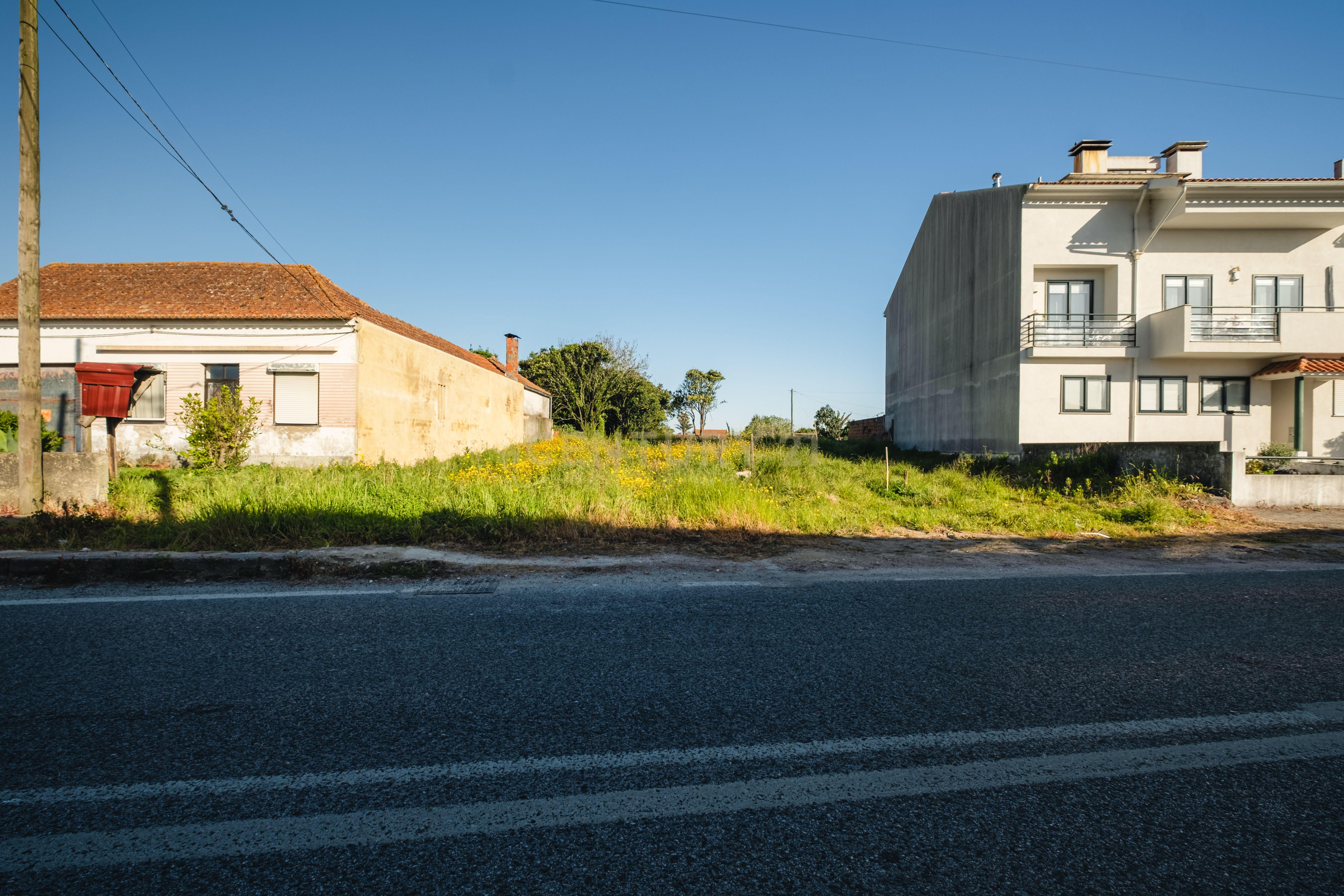Fotografia 3 de Terreno Urbano em Quintãs , Oliveirinha - Aveiro