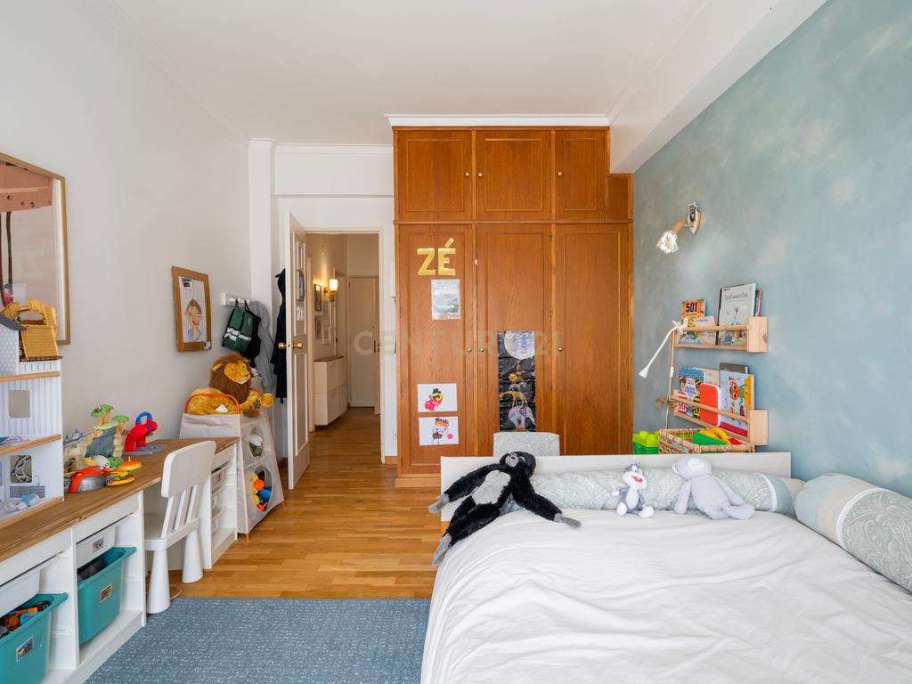 Excelente apartamento T3 em Carnaxide - Image 13