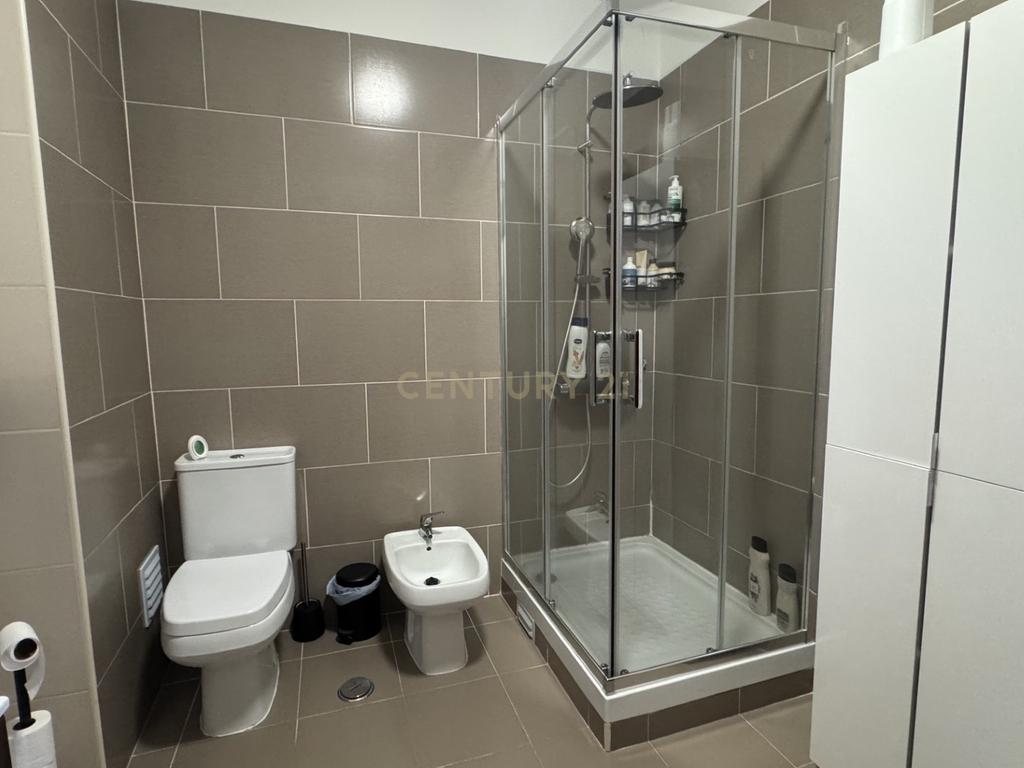 Apartamento Renovado T2 em Pinhal Novo, Palmela - Image 9