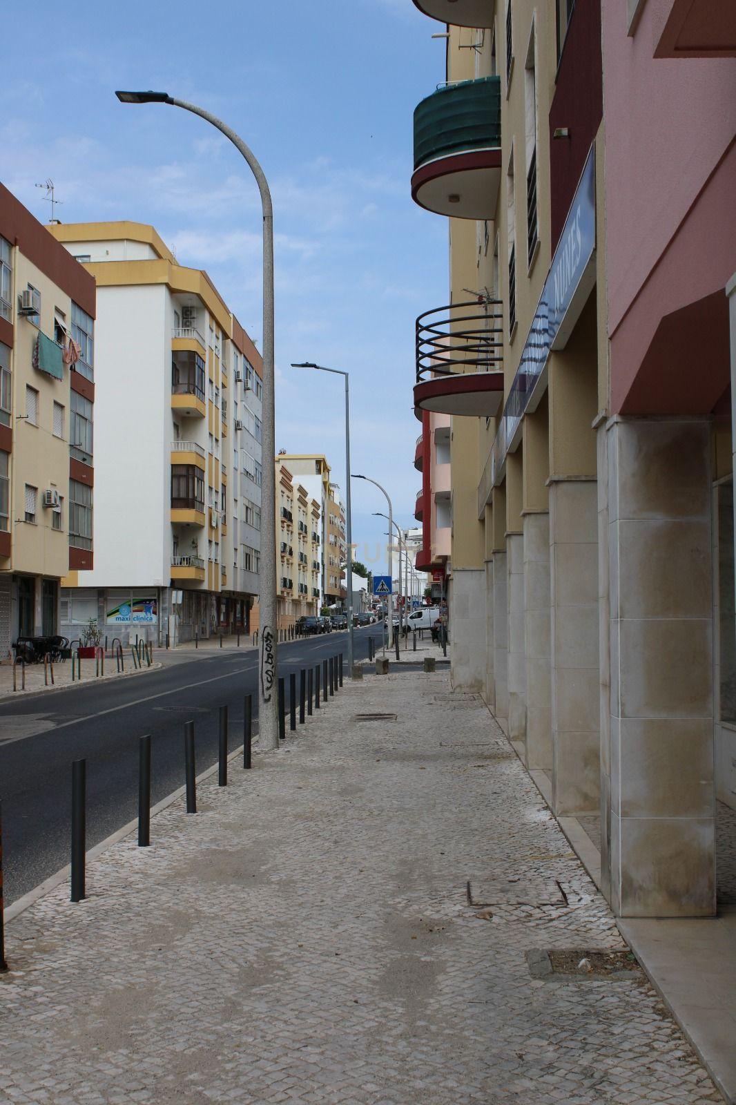 Fotografia 9 de Ampla Loja com 129 m² e Estacionamento Privativo!