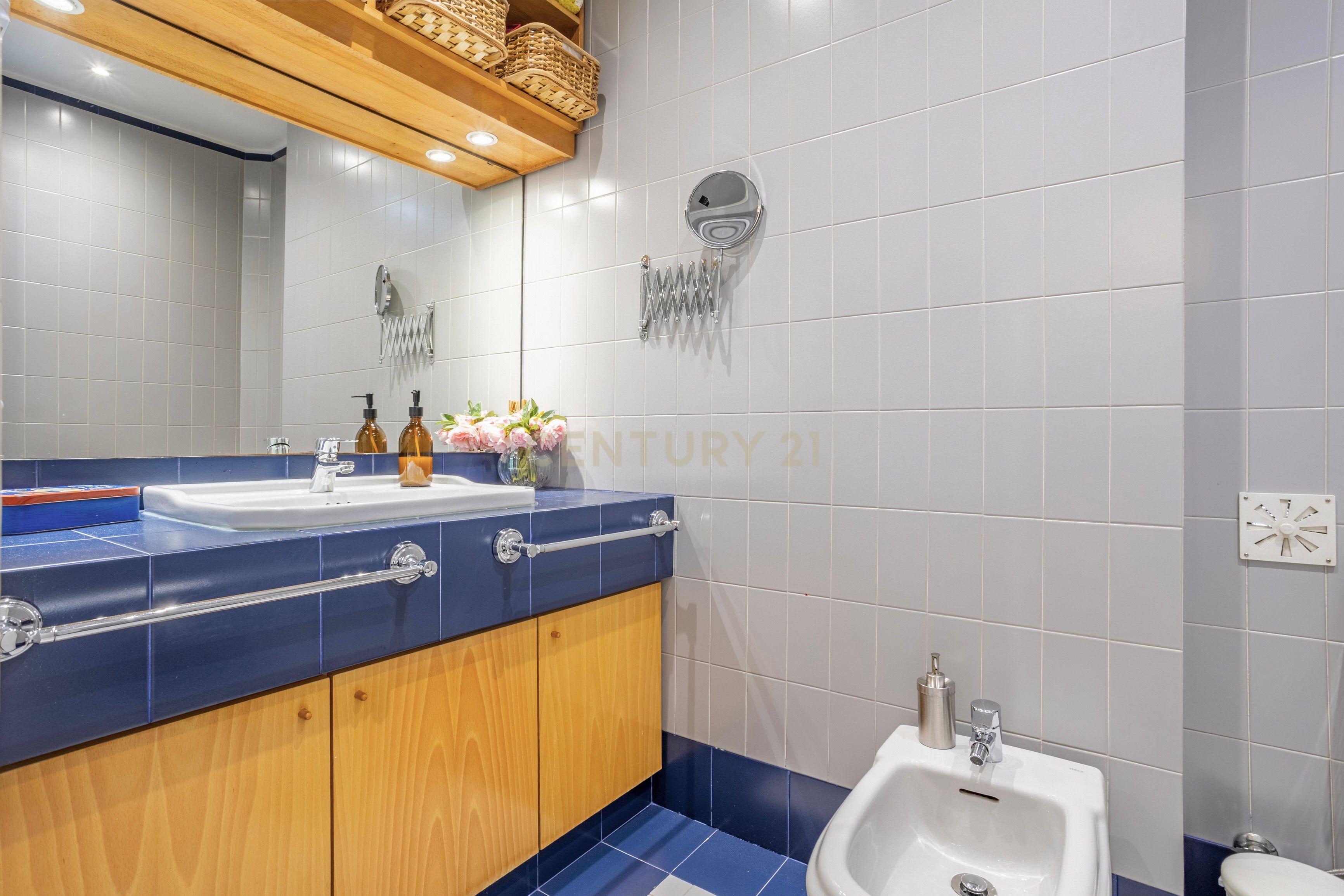 Apartamento T2+1 para venda - Campo Pequeno - Image 15