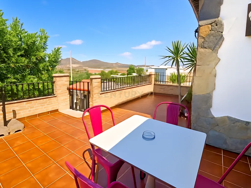 Exclusiva Propriedade Boutique com 3 Apartamentos Independentes, Piscina e Jardim Privado perto de Ronda – Elevada Rentabilidade Turística - Image 18