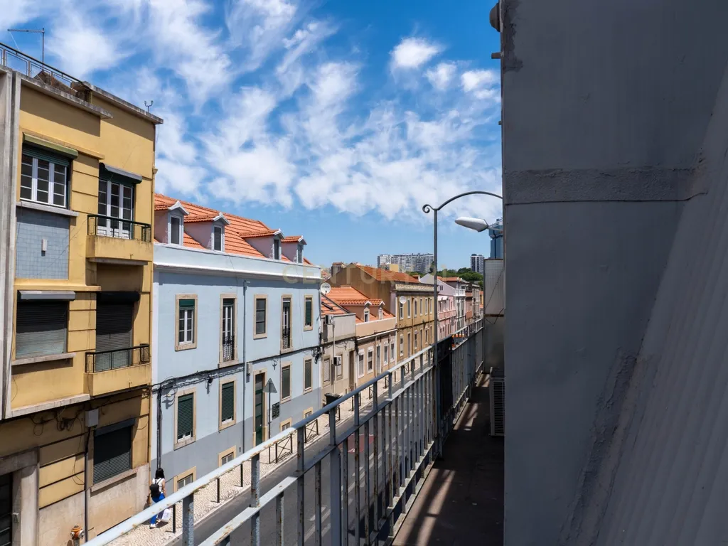 Apartamento T2 em Campo de Ourique, Lisboa - Image 7