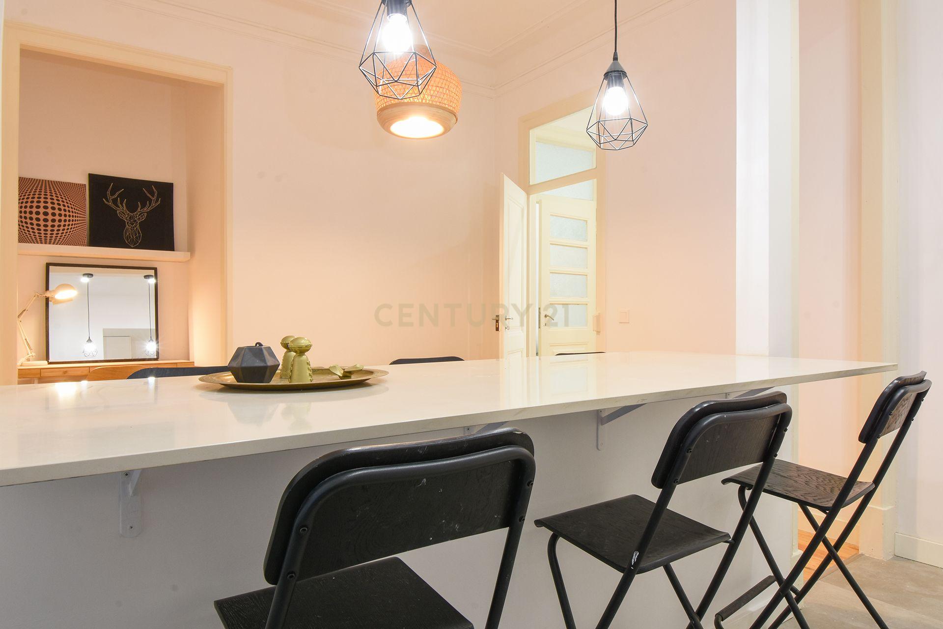 Apartamento T3 renovado com Licença AL - Lisboa - Image 10