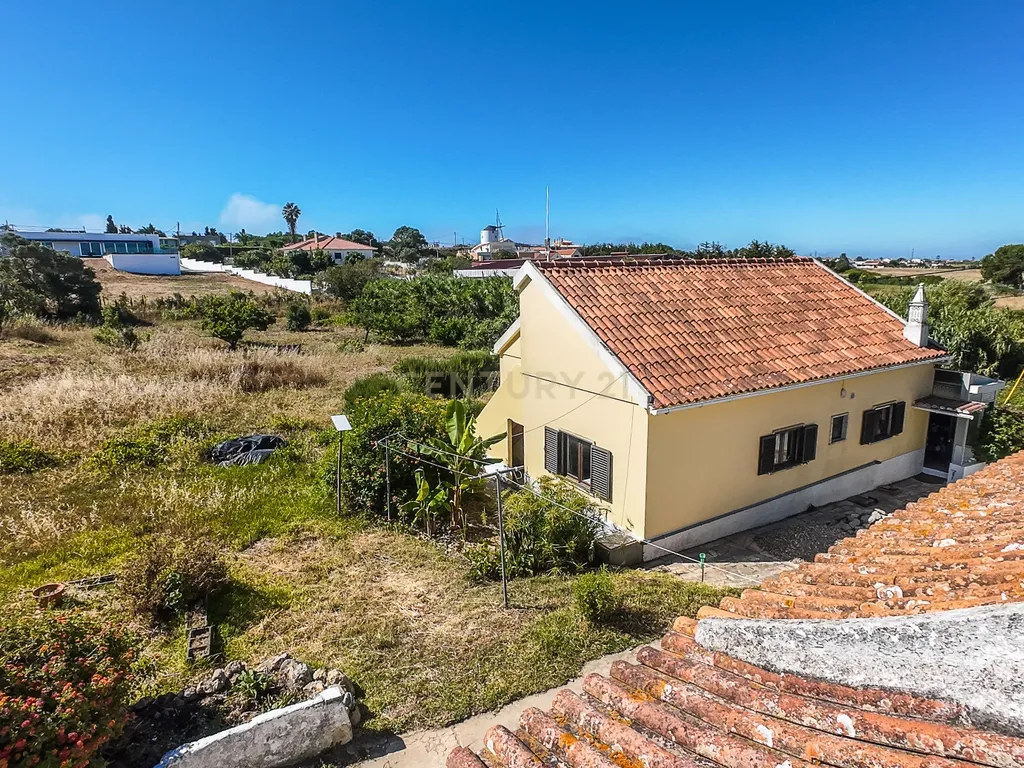 Moradia T2+3 com projecto de renovação aprovado | Terreno 12.000m2 | Vista Mar | Anexos - Image 59