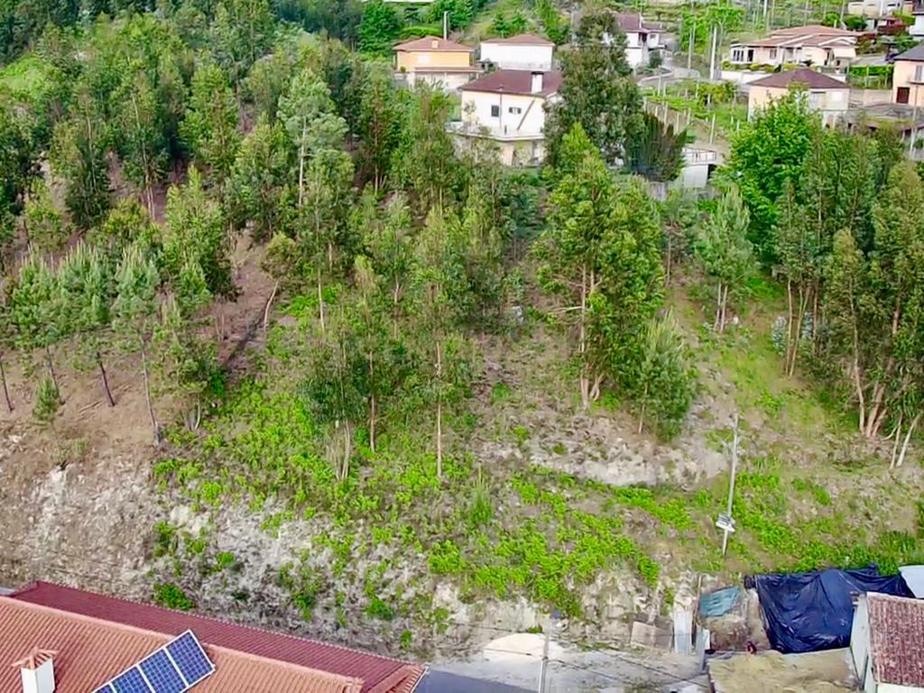 Terreno construção Póvoa de Lanhoso - Image 7