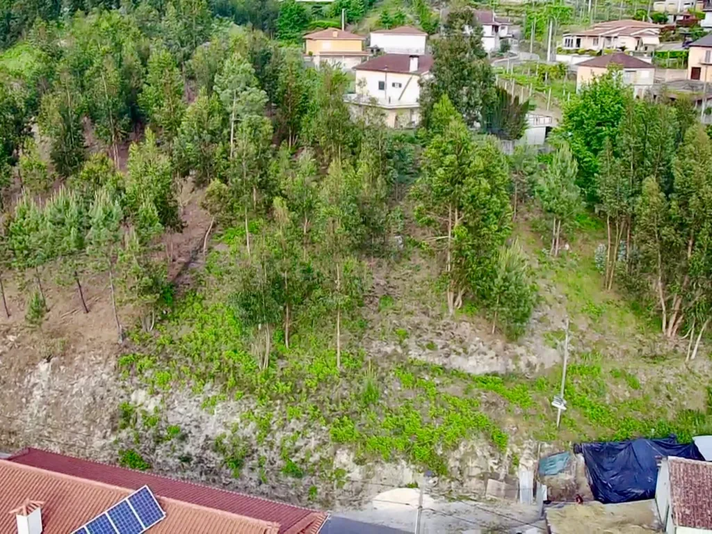 Terreno construção Póvoa de Lanhoso - Image 7