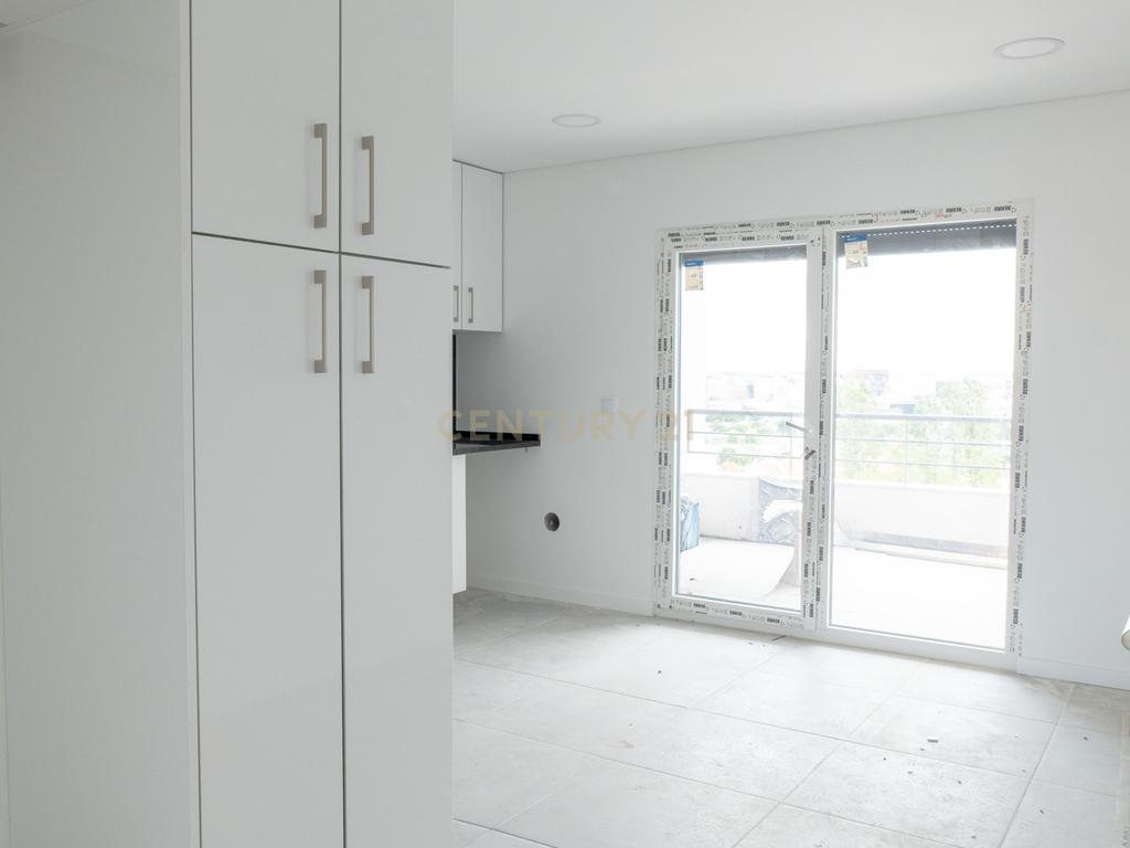 CONDOMINIO QUINTA DA LADEIRA - T2 Duplex com Varandas, Parqueamento e Arrecadação - Image 14