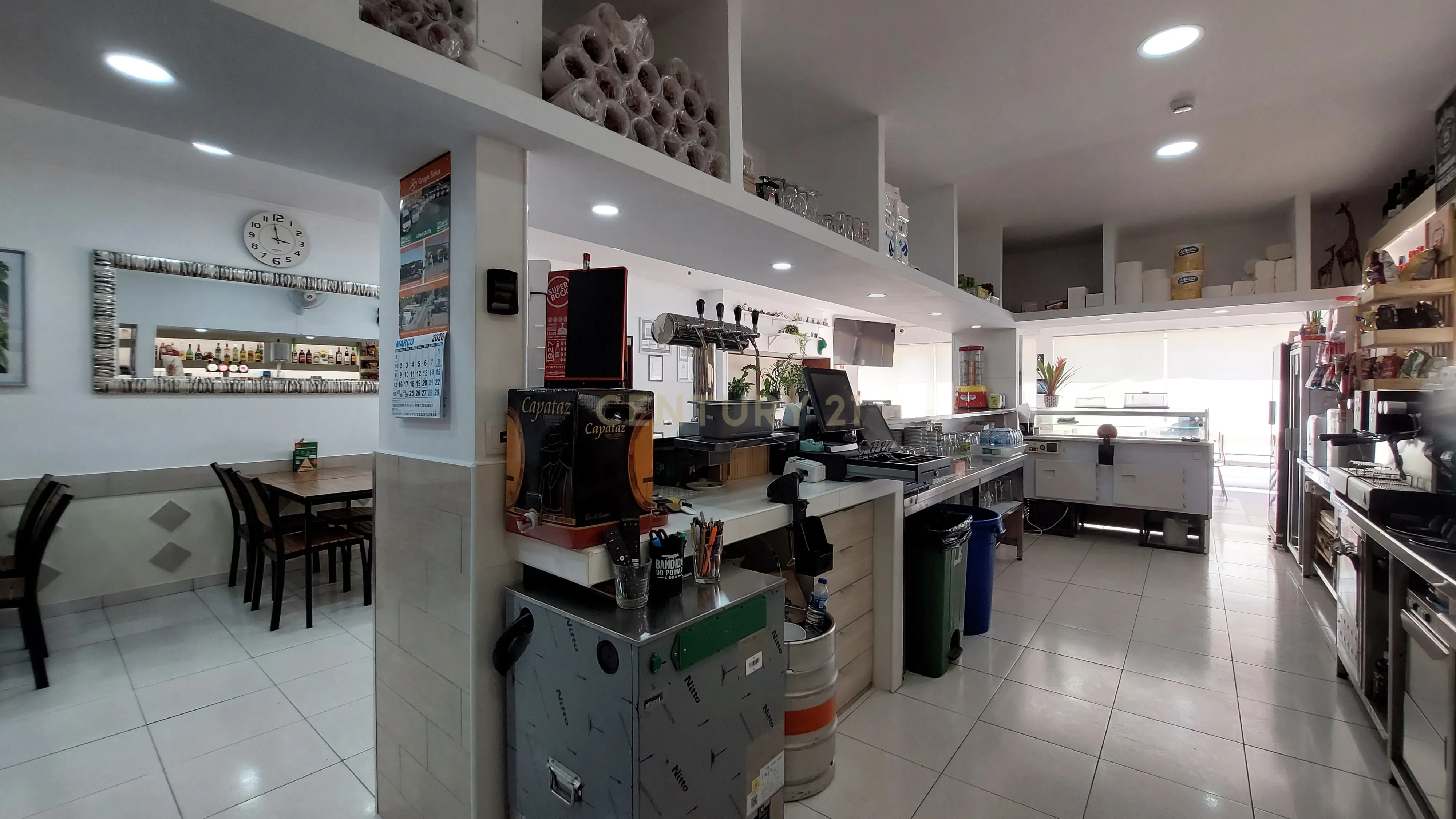 Fotografia 12 de Trespasse de Café/Restaurante Totalmente Equipado | Patacão – Faro
