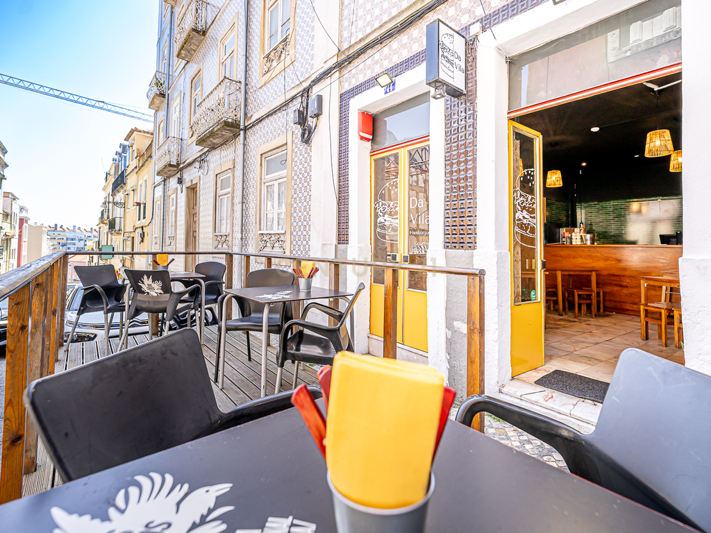 Trespasse Restaurante "Da Vila - Hambúrgueres Gourmet" - Bairro da Graça, Lisboa - Image 7