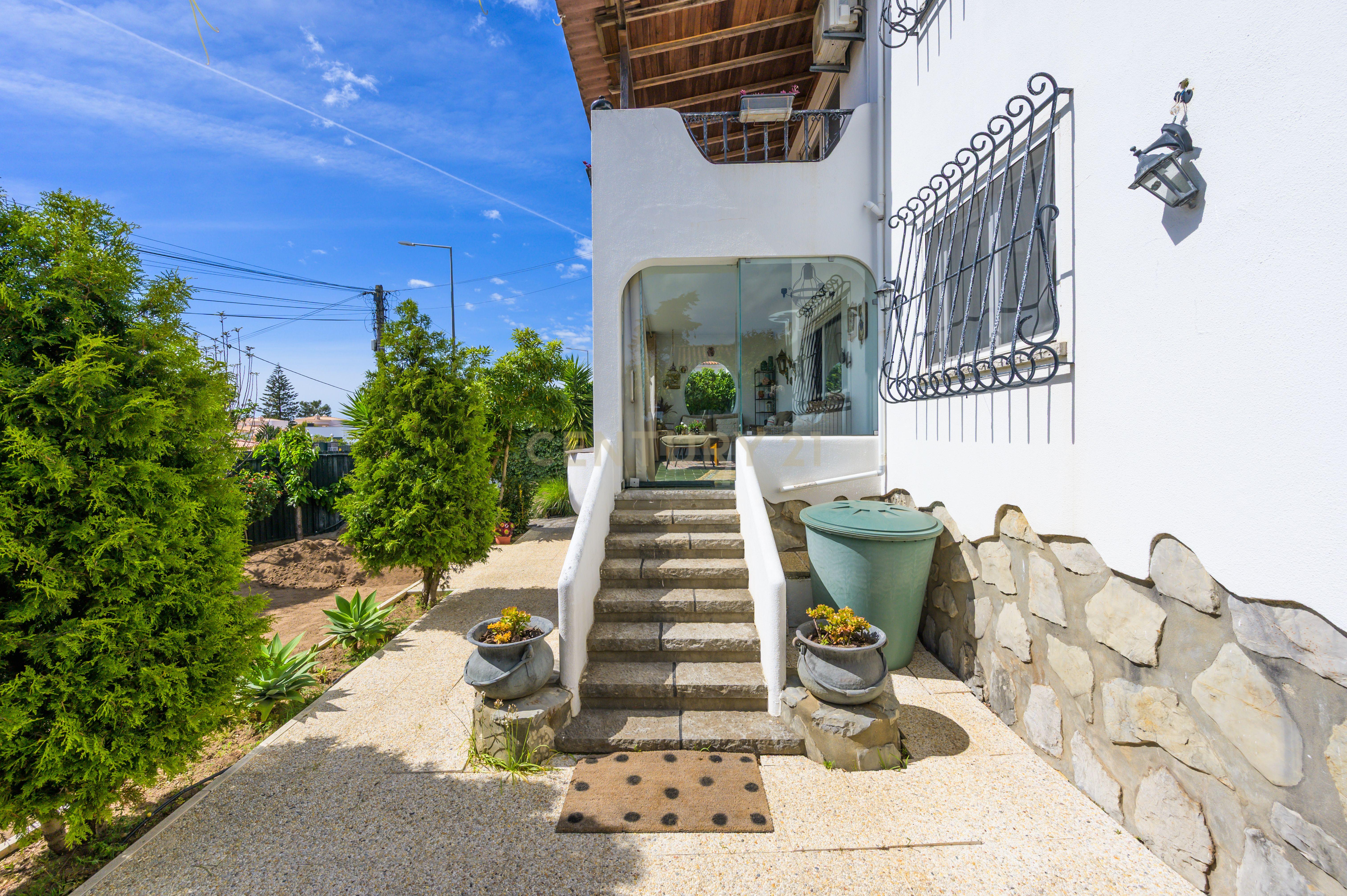 Fotografia 7 de Moradia T4 com Jardim no Cobre Cascais
