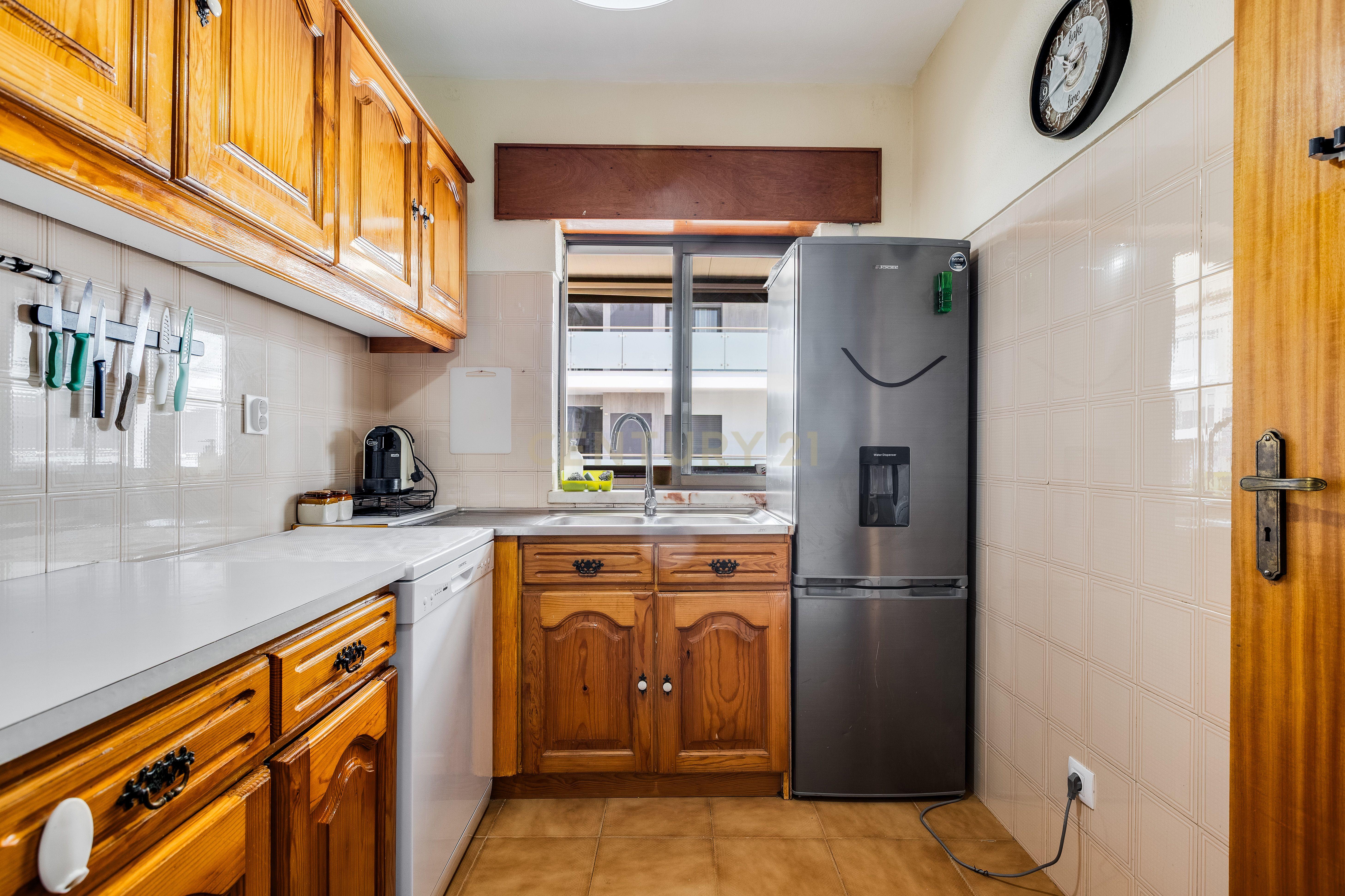 Fotografia 7 de Apartamento T1+1 à Venda em Quarteira