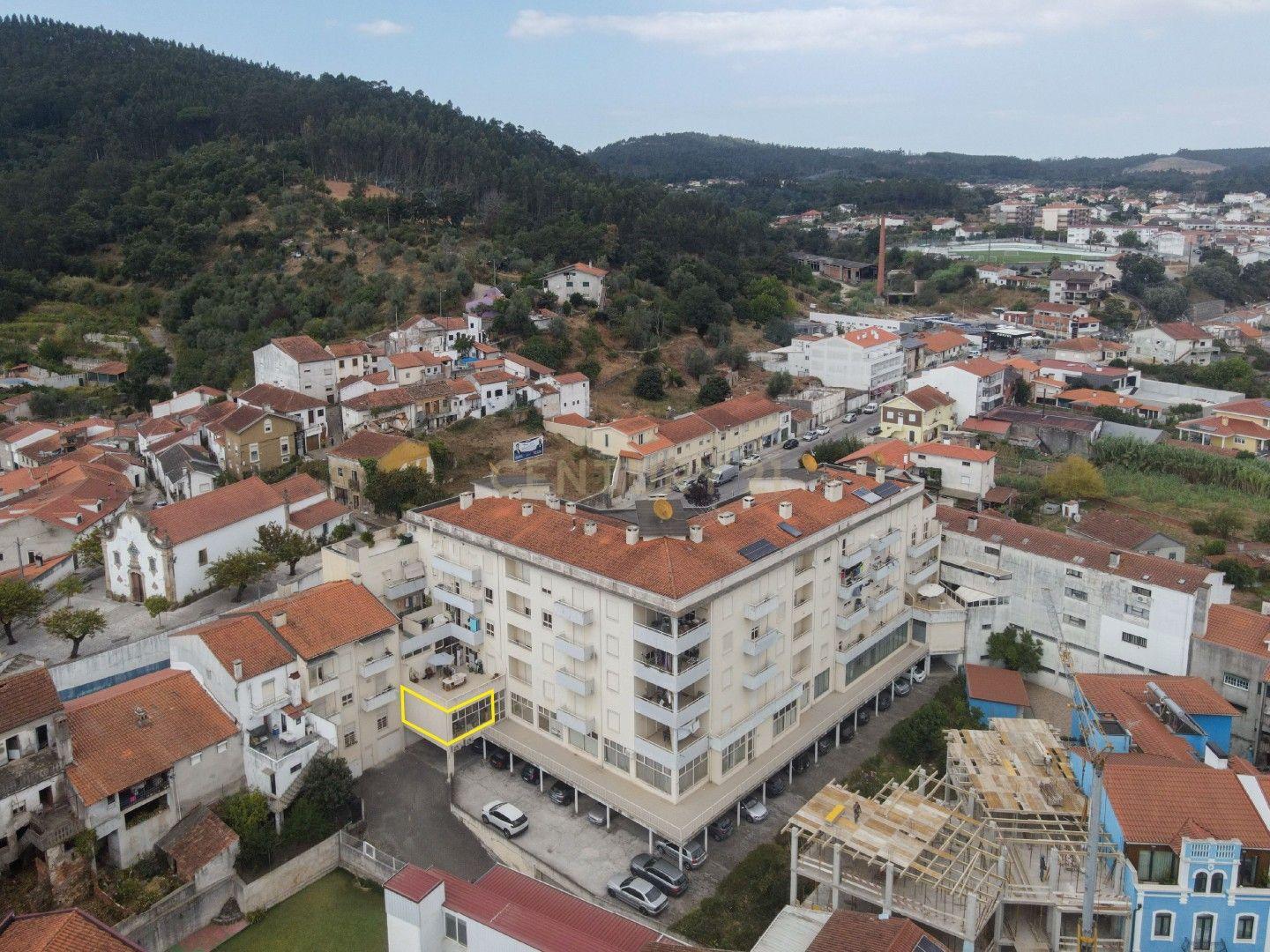 Loja com potencial para transformação em habitação – Miranda do Corvo