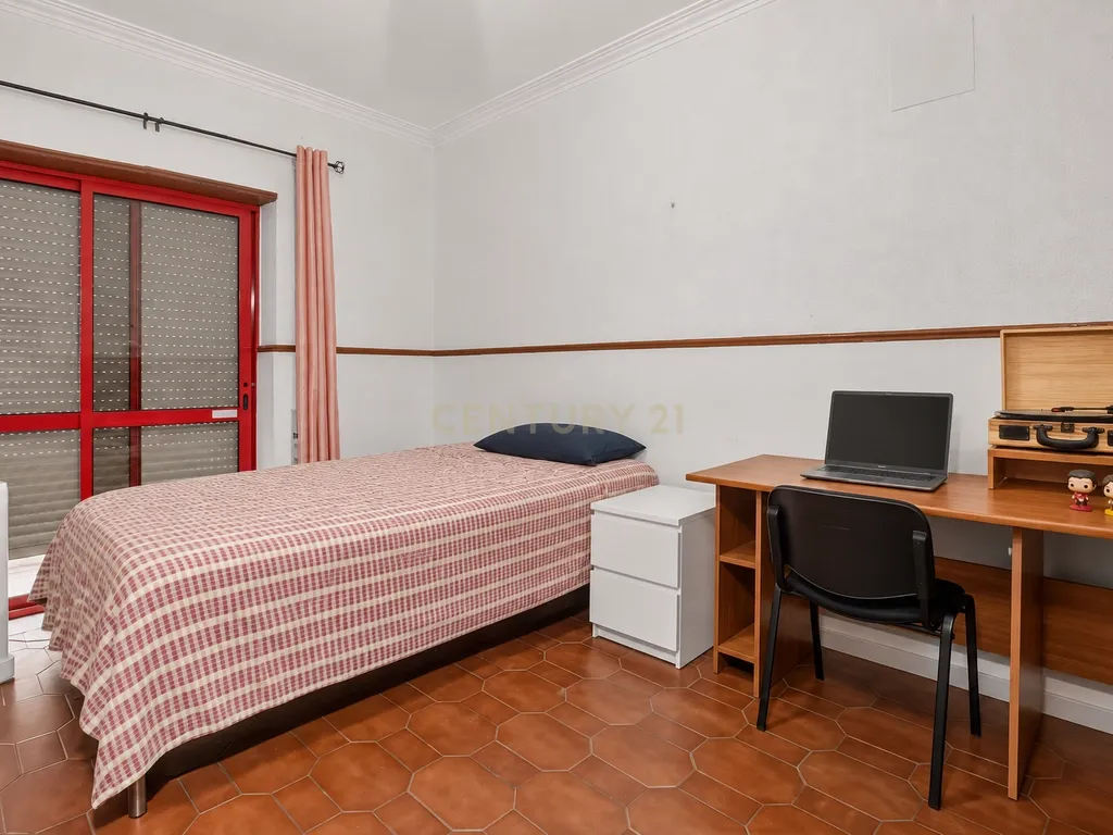 Apartamentos arrendados com 7,5% rentabilidade - Image 17