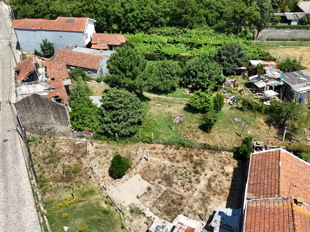 TERRENO PARA CONSTRUÇÃO EM FÂNZERES | METRO | 1714M2 - Image 3