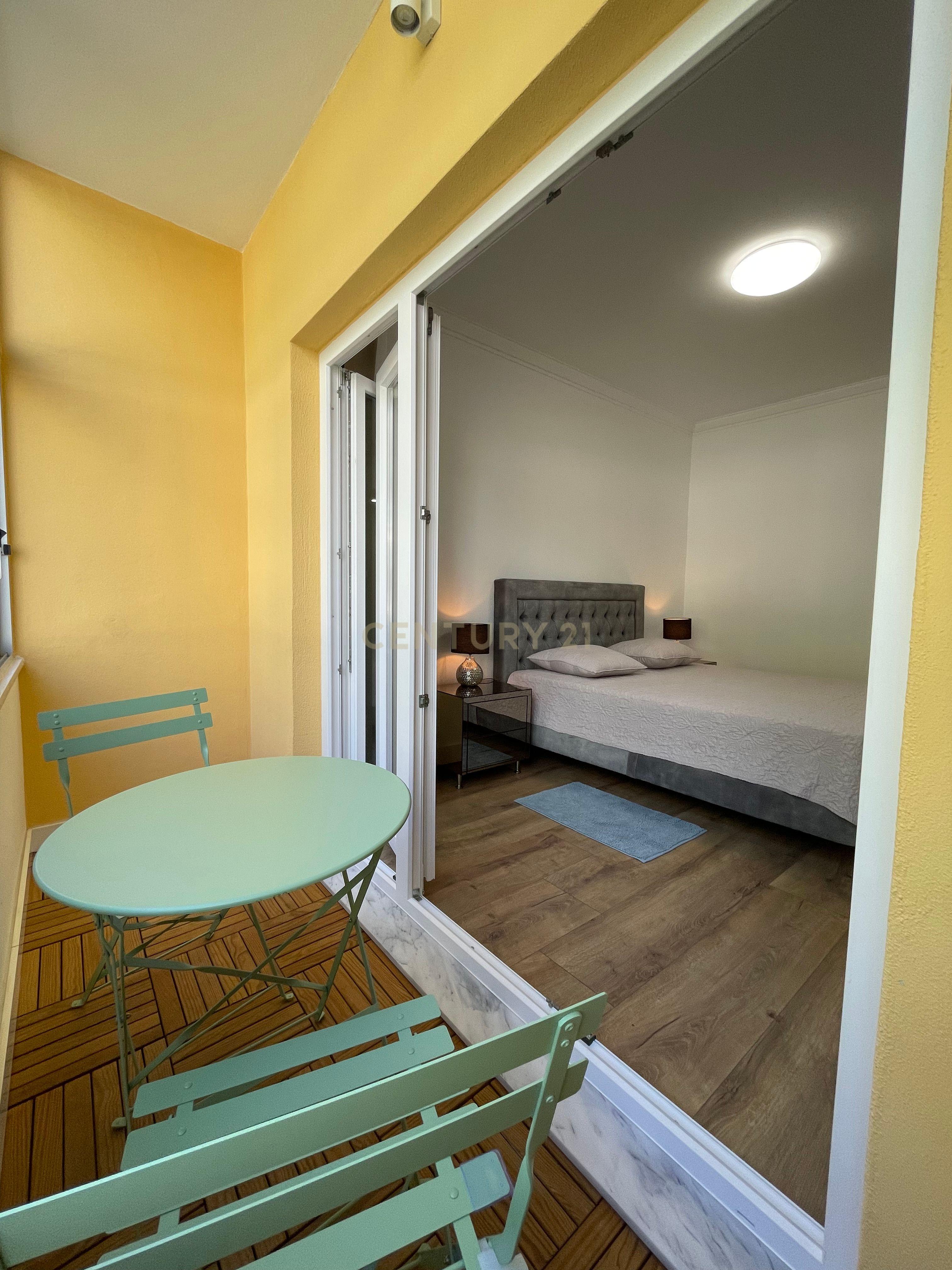 apartamento T2 situado numa das zonas mais privilegiadas de Almada - Image 12