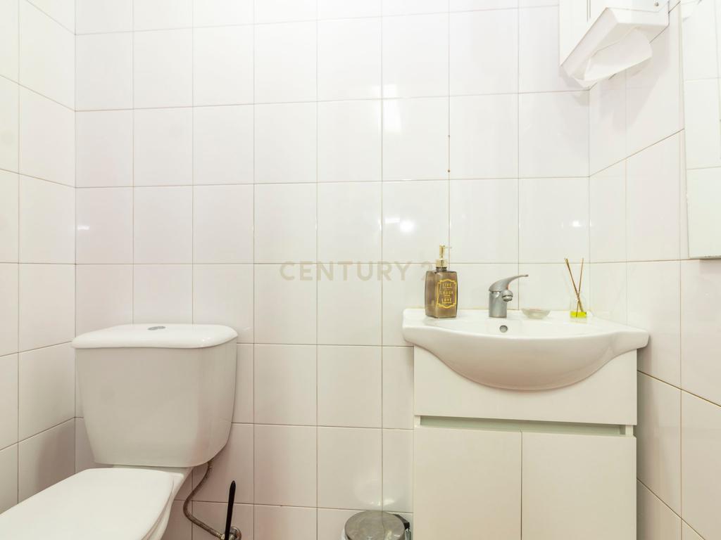 Loja No Centro do Funchal - para Trespasse - Image 14