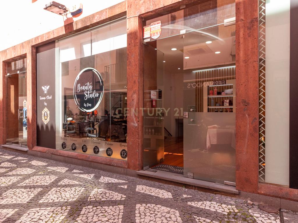 Loja No Centro do Funchal - para Trespasse - Image 15