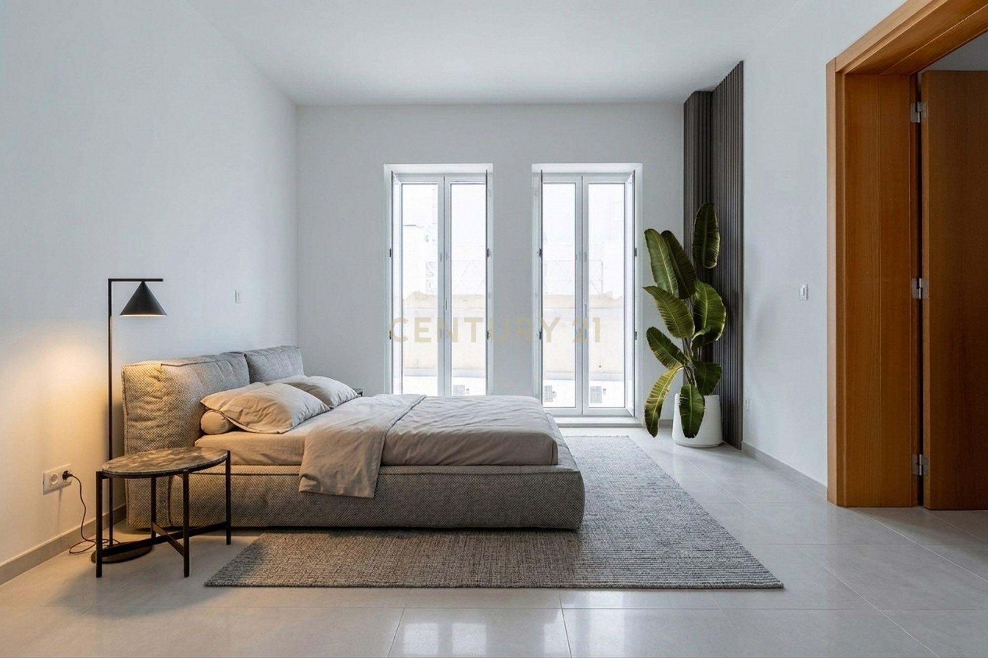 Fotografia 10 de Moradia NOVA T2 com Garagem, Terraço e Piscina Privada - Centro de Olhão