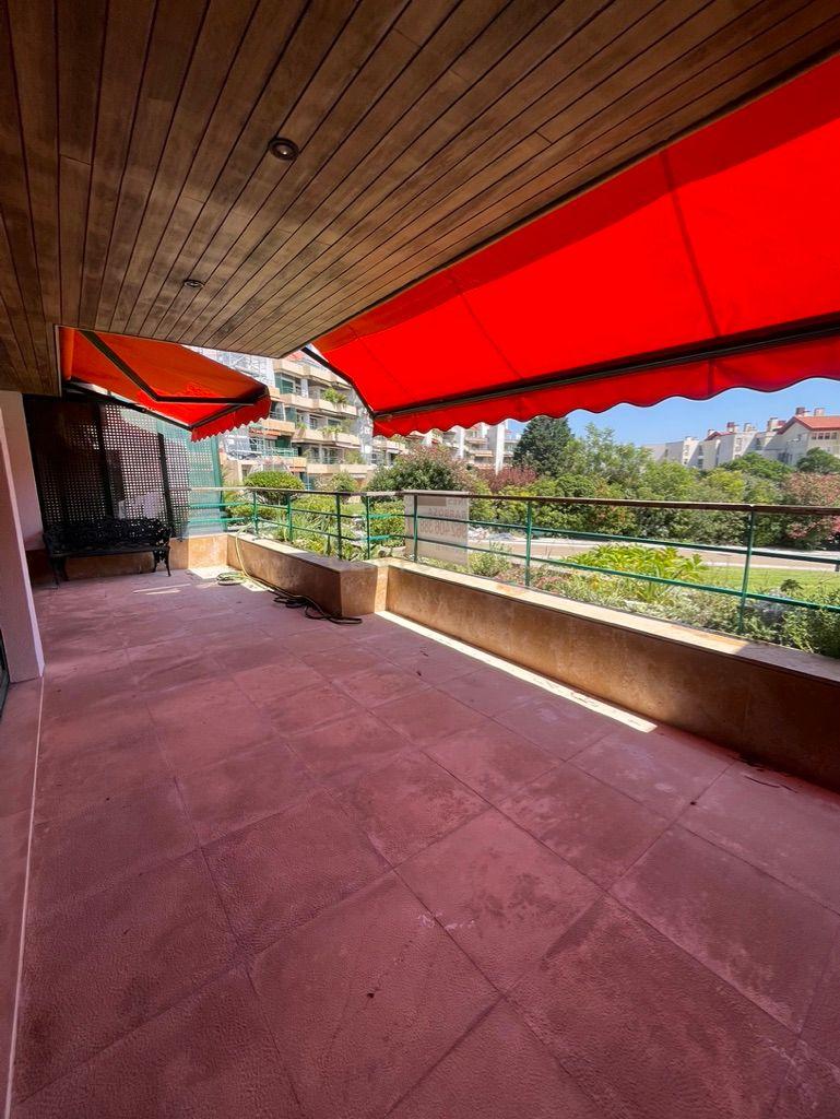 Fotografia 6 de T3 com Terraço e Vista Desafogada – Belas Clube de Campo - Arrendamento
